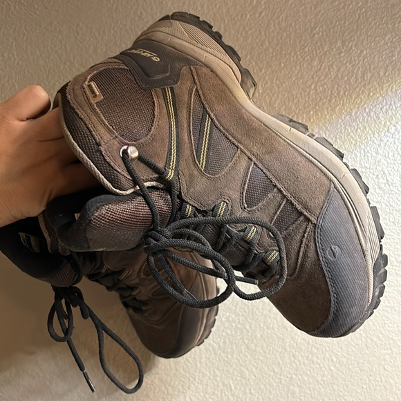 HiTec men’s 9.5 - Picture 3 of 8